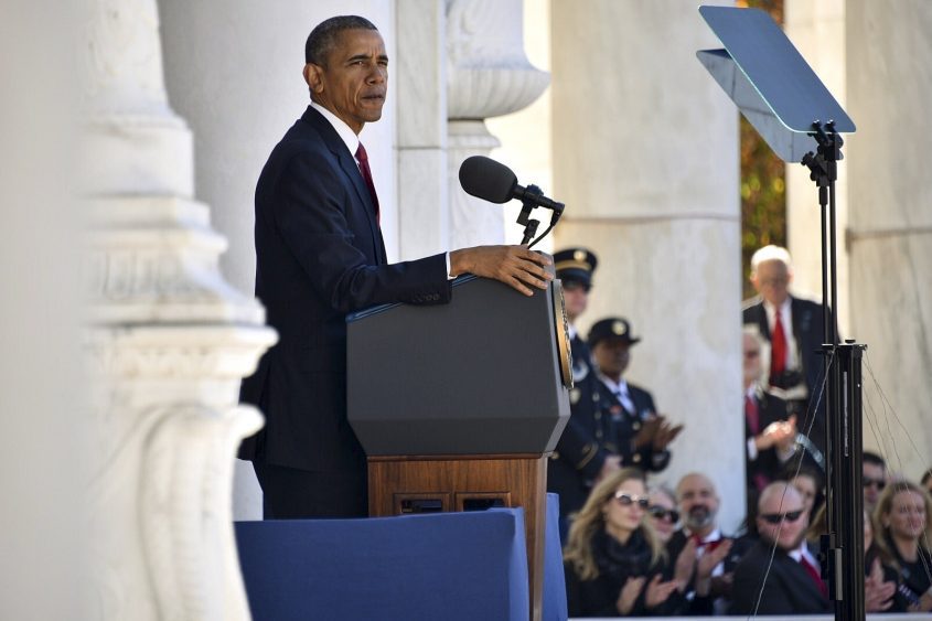 President delivers Veterans Day address at Arlington National Cemetery